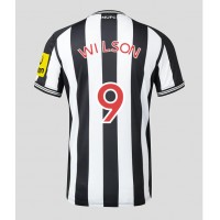 Camisa de Futebol Newcastle United Callum Wilson #9 Equipamento Principal 2023-24 Manga Curta